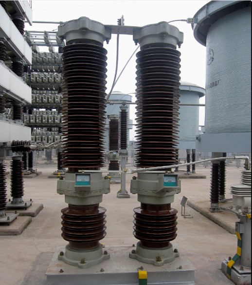 Metal oxide arrester for AC filter